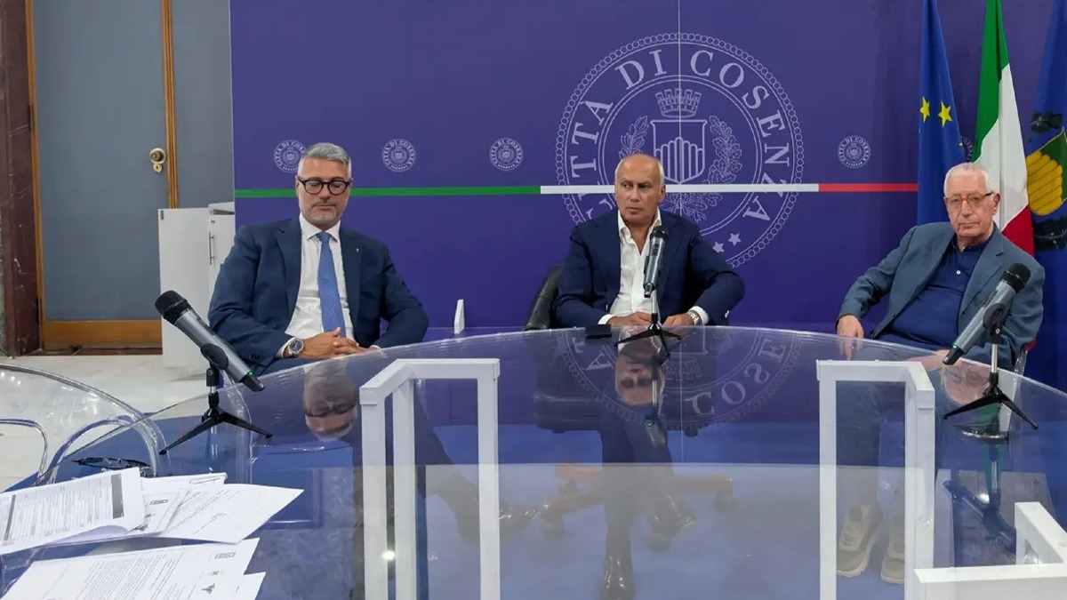 Cosenza, Rende e Castrolibero uniscono le forze: chiesto uno studio per il futuro dell'area urbana - Foto Uff. Stampa Comune di Cosenza