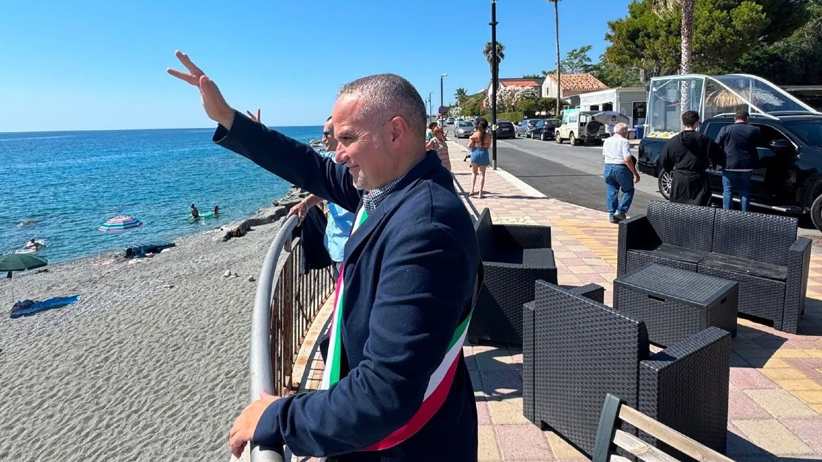 Longobardi accoglie il Bastone di San Francesco di Paola tra fede e devozione - Foto Uff. stampa Comune di Longobardi 