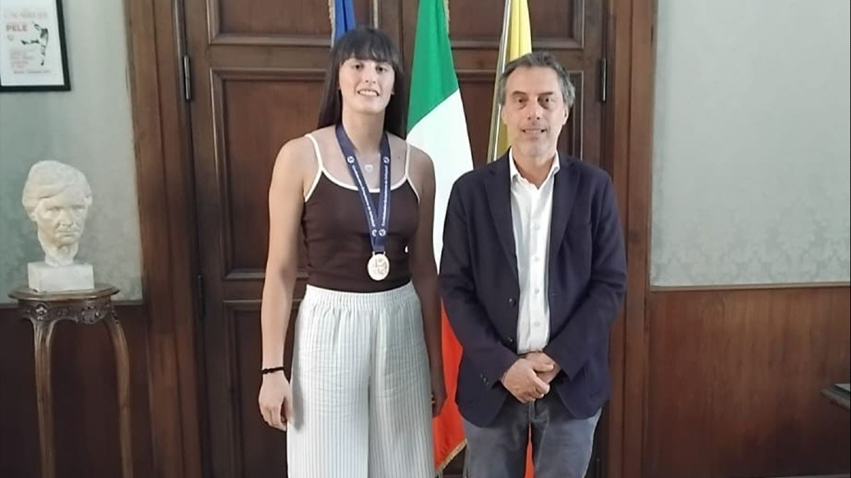 Catanzaro celebra la campionessa d'Europa Alessandra Talarico: ricevuta a Palazzo De Nobili - Foto Uff. Stampa Comune di Catanzaro 