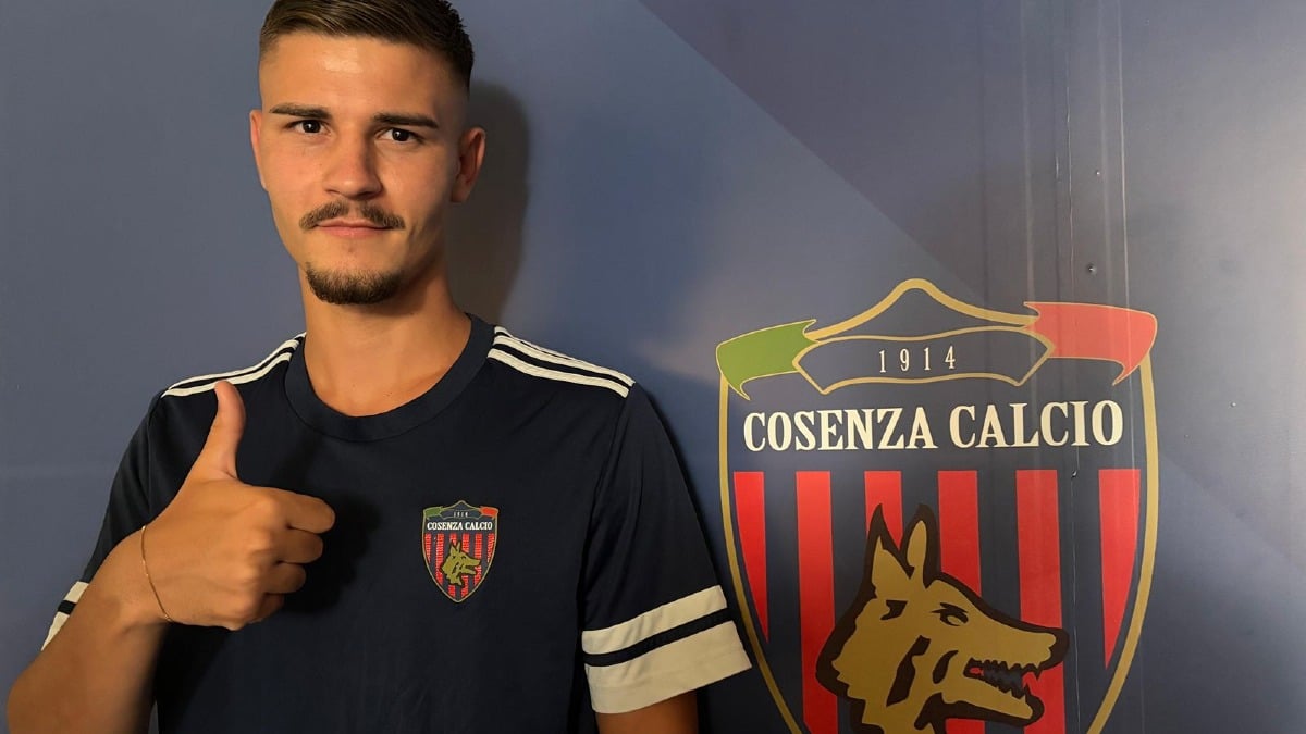 Cosenza, ufficiale l'arrivo di Enrico Giannini: firma fino al 2028 - Foto Uff. Stampa Cosenza Calcio