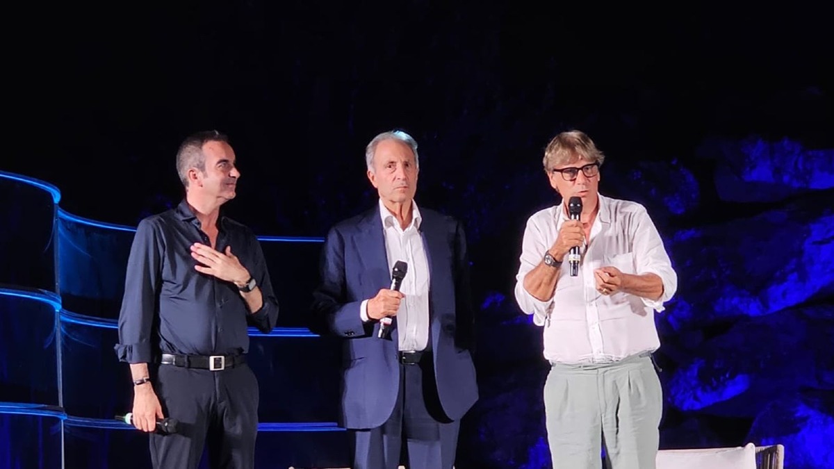 Bardi e Occhiuto: il futuro scalo aereo di Scalea si chiamerà “Scalea-Maratea” - Foto Uff. Stampa Press Office