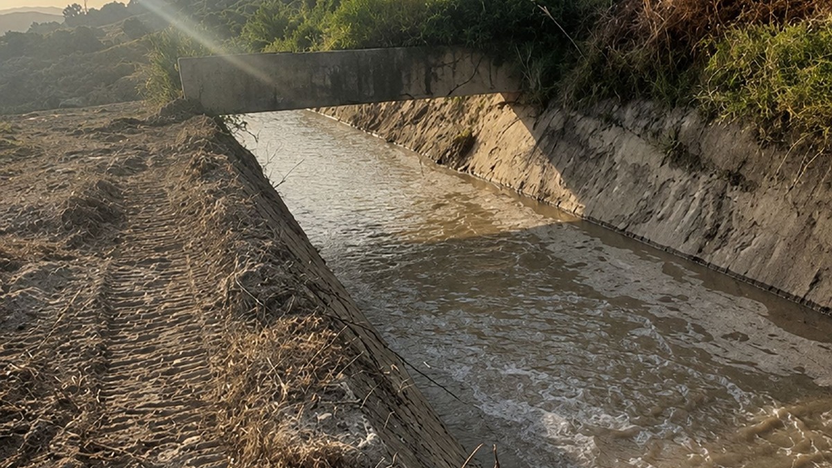 Emergenza idrica, riattivato il canale della Timpa del Salto dopo oltre vent'anni - Foto Uff. Stampa Comune di Crotone