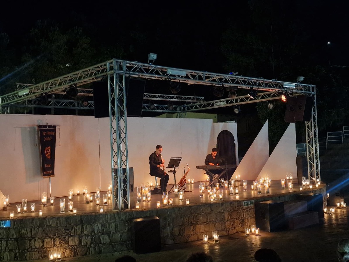 Praialonga, successo per "Le Donne e la Musica": il Rotary Aurora Jonica raccoglie fondi per il Pronto Soccorso di Crotone - Foto Uff. Stampa Rotary Club Aurora 