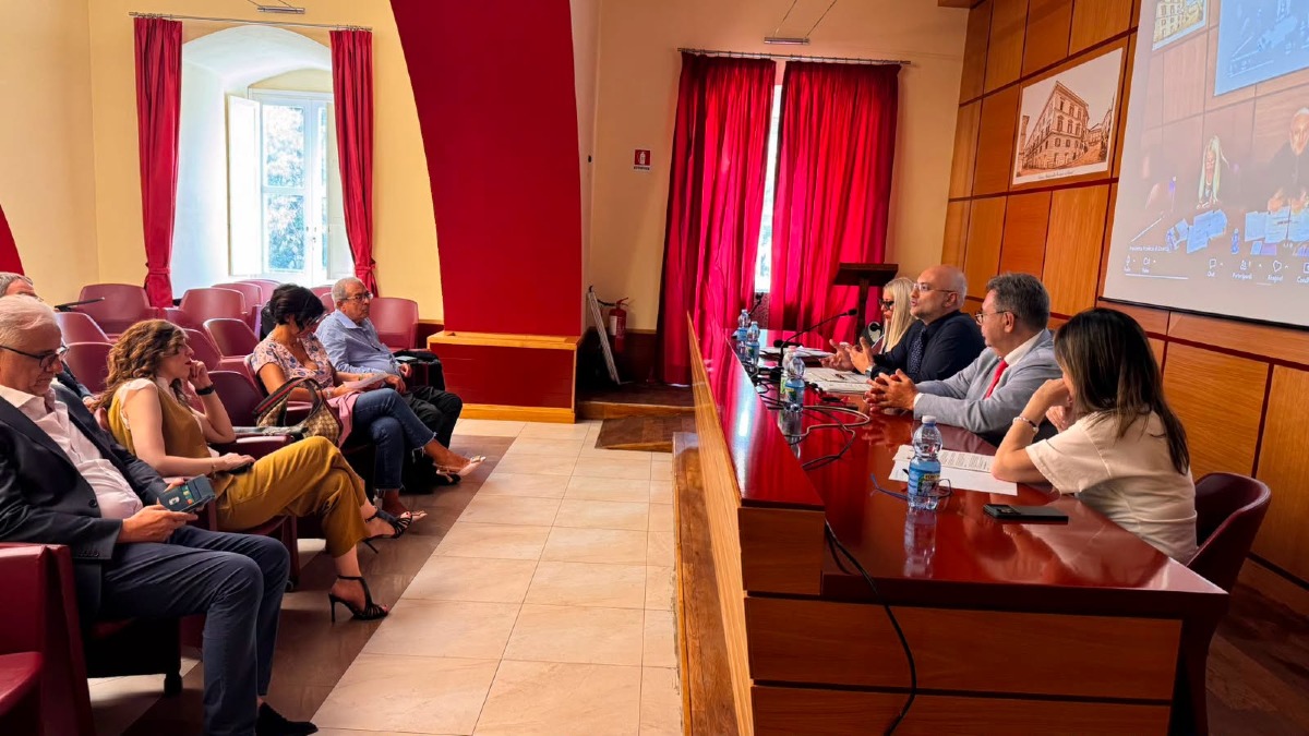 Provincia di Cosenza e Commercialisti insieme: firmato l'Accordo Quadro a supporto dei Comuni - Foto Uff Stampa Provincia di Cosenza