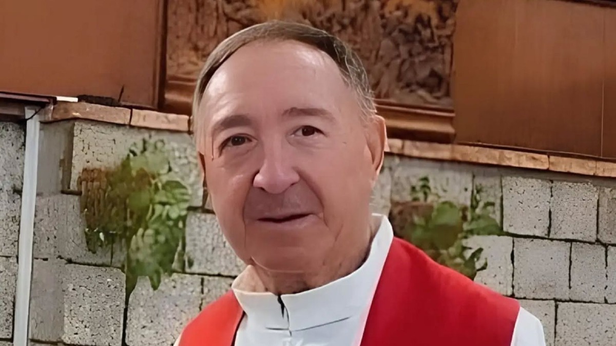 Catanzaro piange Padre Franco Lenti: oggi la camera ardente, domani i funerali a Santa Croce - Foto Uff. Stampa Parrocchia Santa Croce 