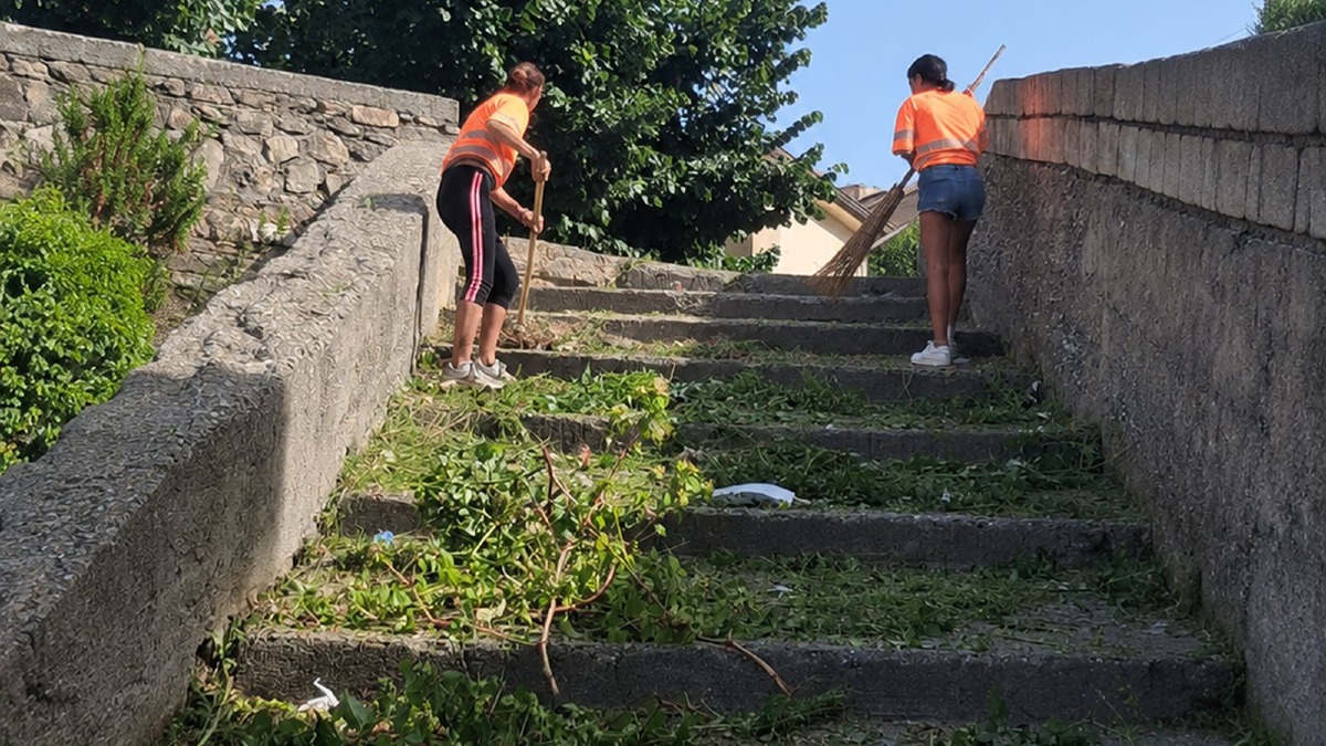 Fuscaldo, proseguono i Tirocini di Inclusione Sociale: manutenzione del territorio e opportunità di reinserimento - Foto Uff. Stampa Comune di Fuscaldo 