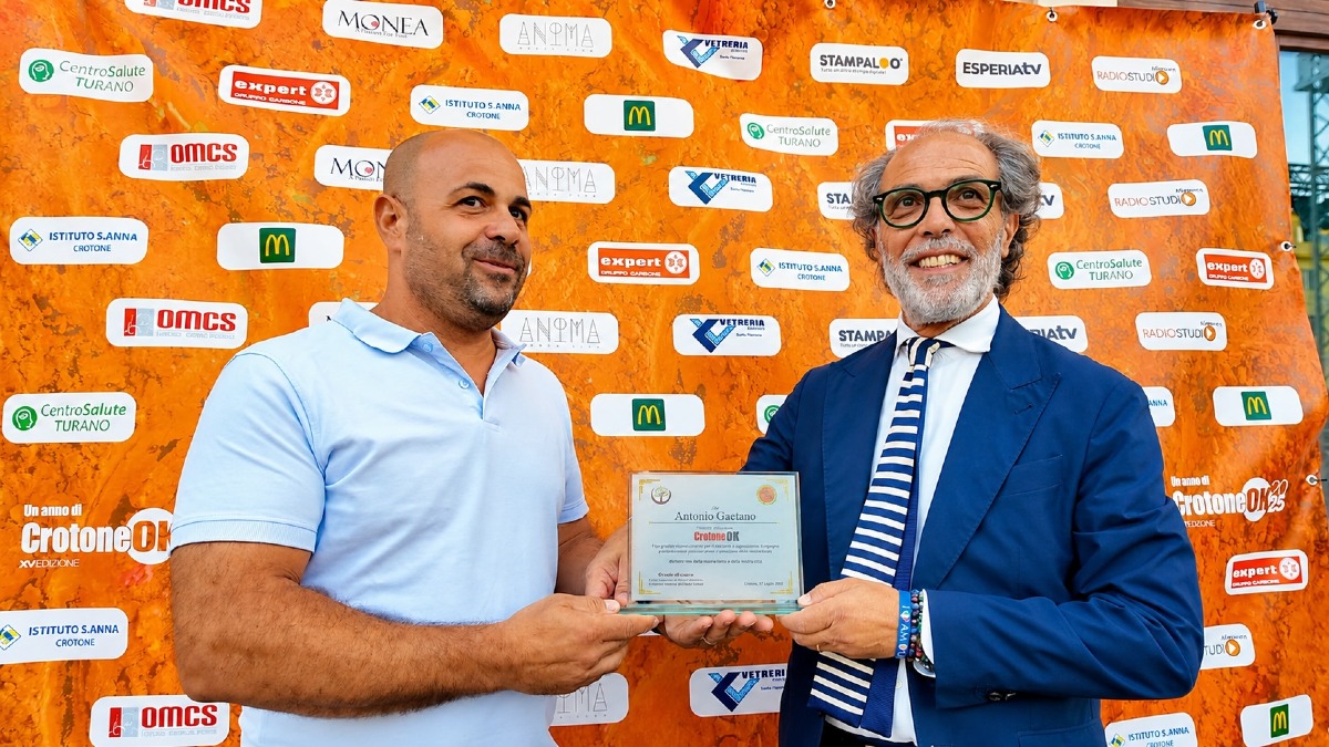 Vincenzo Barbatano omaggia Antonio Gaetano: "Un punto di riferimento per la comunicazione e il sociale" -  