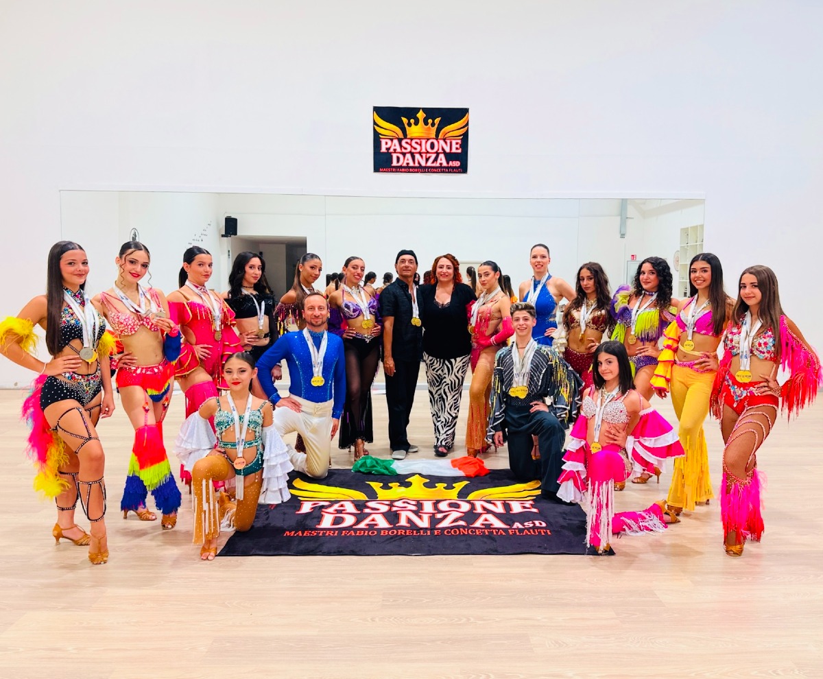 Catanzaro sul tetto d'Italia: ASD Passione Danza domina i Campionati Italiani FIDESM 2026 - Foto Uff. Stampa Asd Passione Danza Catanzaro