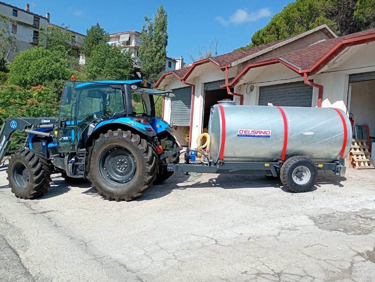 Cerenzia investe nella sicurezza del territorio: arrivano nuovi mezzi per fronteggiare le emergenze - Foto: Uff. Stampa Comune di Cerenzia