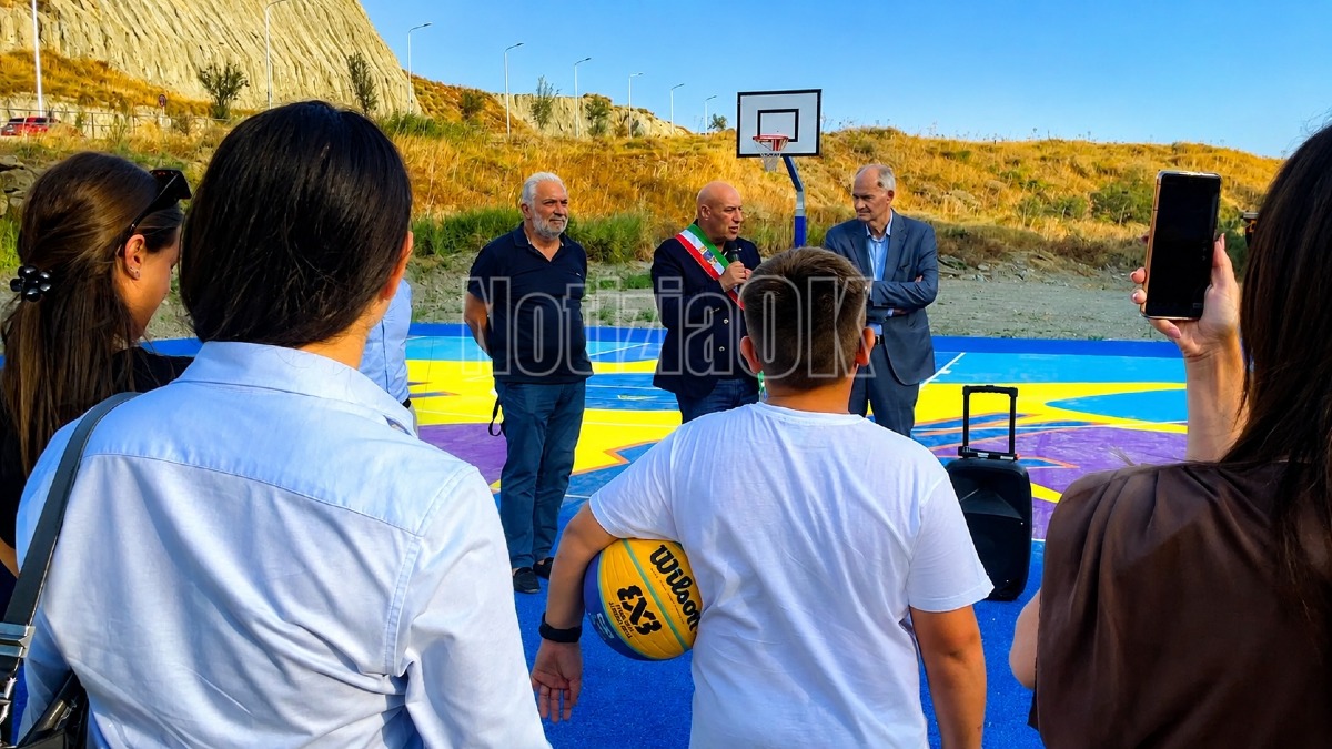 (VIDEO) Crotone, inaugurato il playground della lottizzazione Venere: sport e socialità nel quartiere - Foto: Redazione 