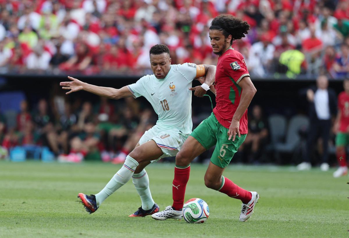 Francia-Marocco, vantaggio di Mbappé tra le proteste e furia Brahim Diaz: cos'è successo - 
