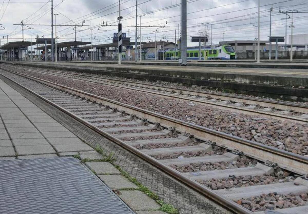 Treni, danni all'infrastruttura in Calabria: circolazione in graduale ripresa - 