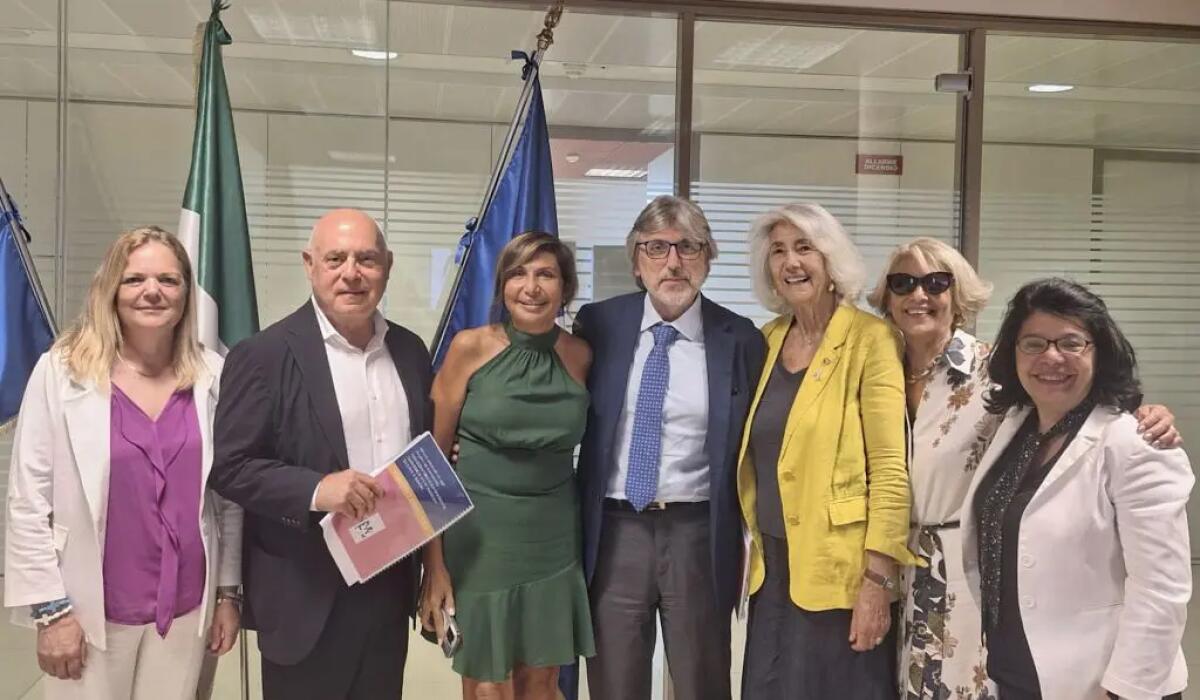 Tumore al seno, Regione Calabria ed Europa Donna Italia insieme per screening e prevenzione - 