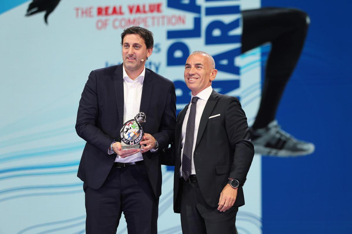 Milito premiato per il Fair Play: "Contano i valori più dei trofei" - 