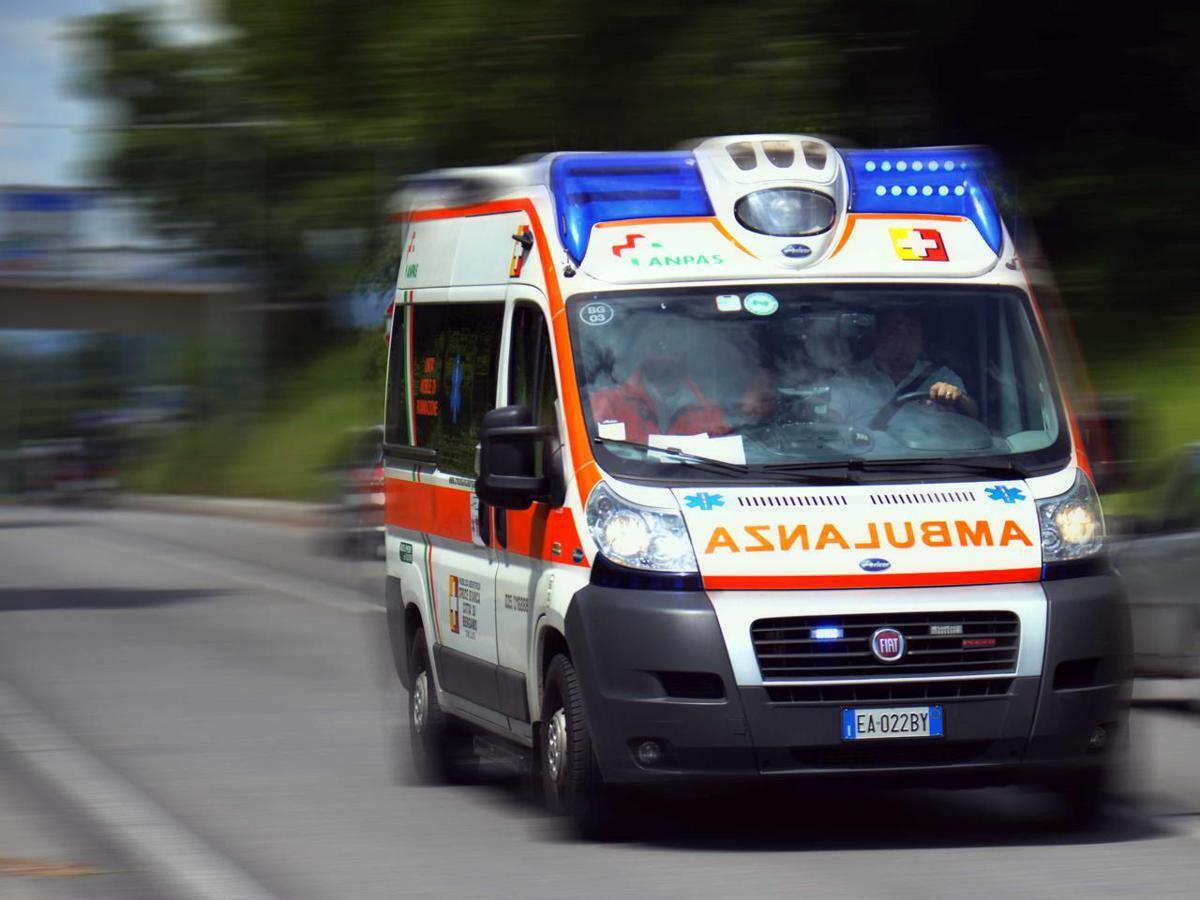 Tragedia nel Fiorentino, scontro tra scooter e autobus: morto un ragazzo di 17 anni - 