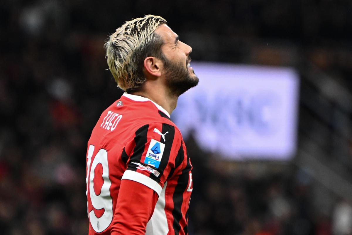 Theo Hernandez, ritorno in Italia? Si propone a Napoli e Juventus - 