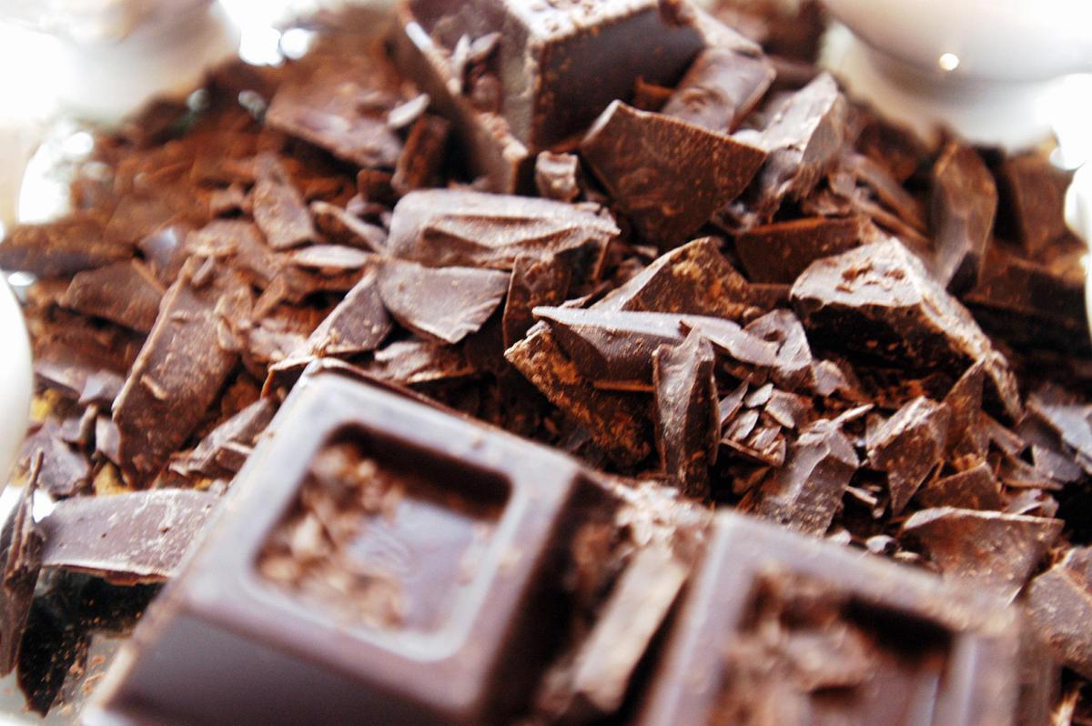 Basta annusarlo e in palestra si fa meno fatica, il super potere del cioccolato - 