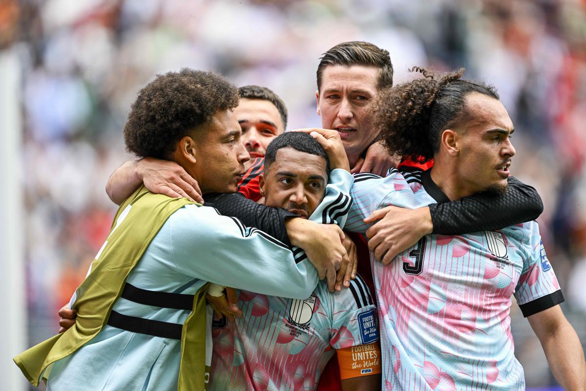 Belgio-Senegal 3-2, decide il rigore al 125': fallo su Tielemans, cosa è successo - 