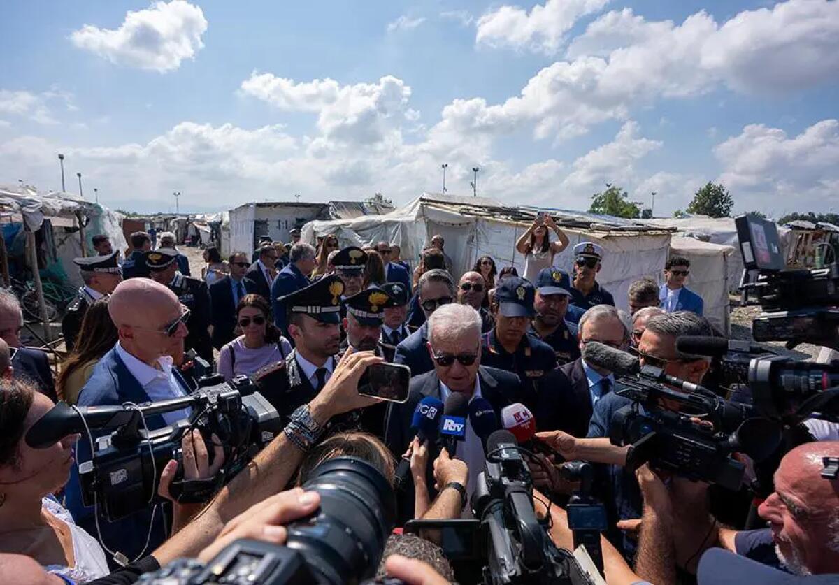 Mantovano in Calabria e Campania, “Risultati positivi frutto del lavoro di squadra” - 