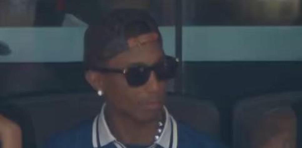 Mondiali, telecronisti non riconoscono Williams in tribuna: "Forse è un rapper..." - 