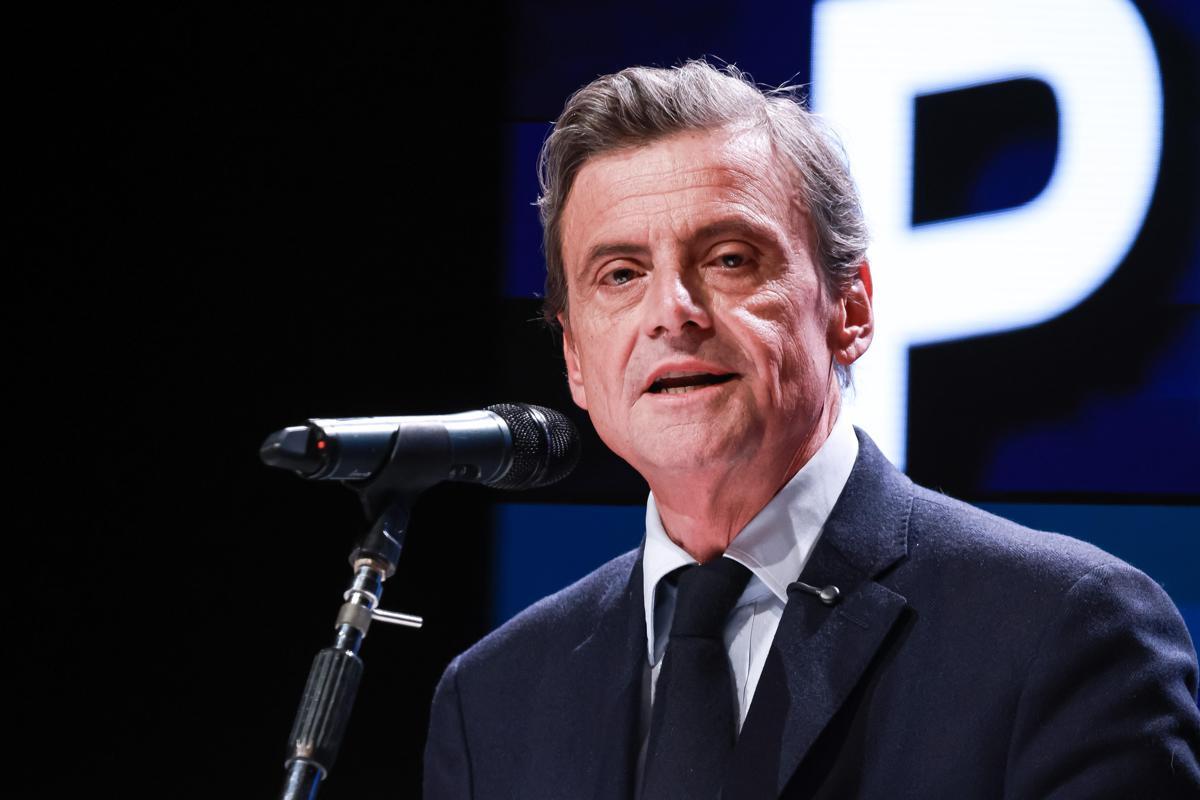 Calenda contro tutti: lite con Magi e Sensi, poi l'attacco a Conte sull'Ucraina - 