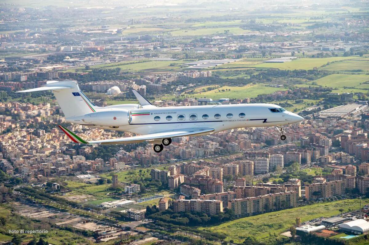Aeronautica Militare, volo da Lamezia Terme a Ciampino per un bambino di 7 anni in pericolo di vita - 