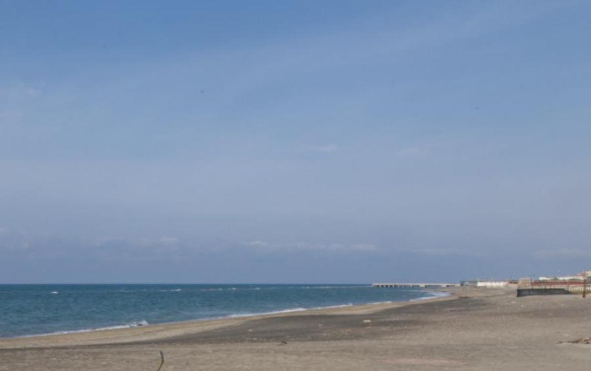 Ostia e la rivoluzione del mare libero, il Times racconta la "ribellione" contro gli stabilimenti - 
