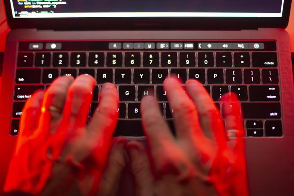 Pianificavano in chat stupri a mogli e compagne, 57 arresti in tutta Europa - 