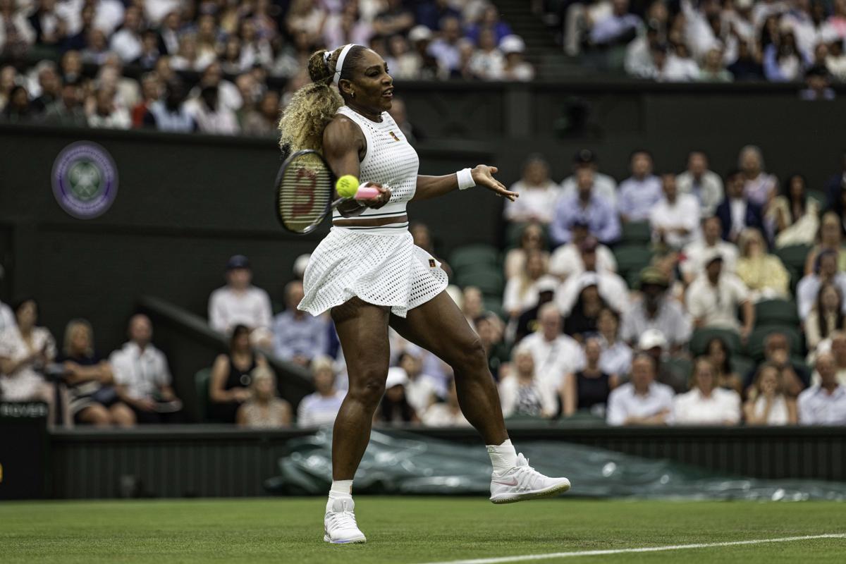 Wimbledon, Serena Williams costretta a ritirarsi dal doppio - 