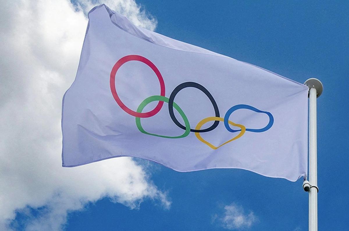 Cio riammette gli atleti russi e Comitato olimpico russo, resta bando per bandiera e inno - 