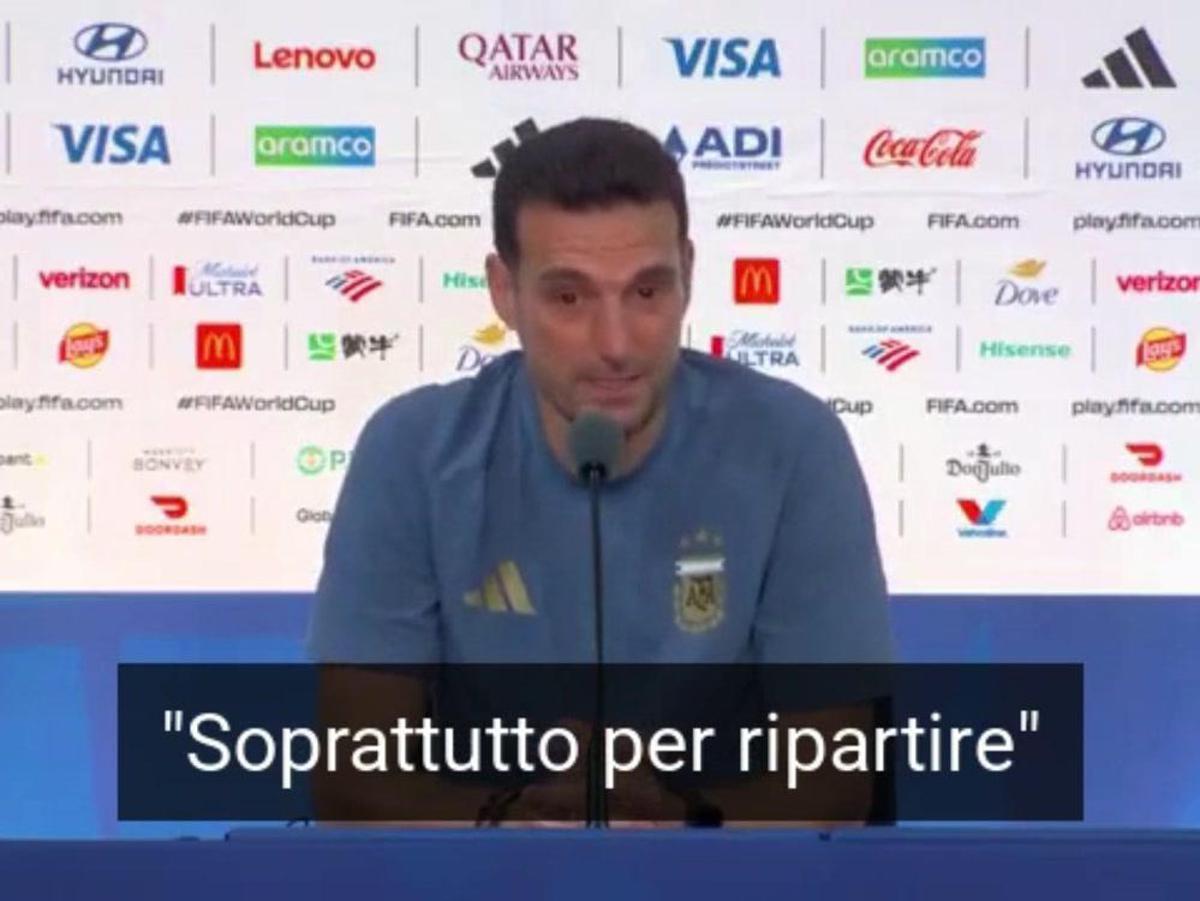 "Argentina, mi dispiace", le lacrime del ct Scaloni dopo il ko in finale - Video - 