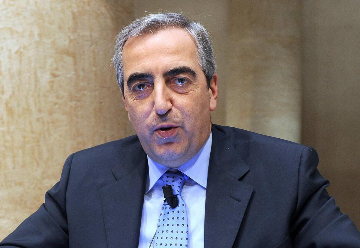 Le 70 primavere di Gasparri, una vita dedicata alla politica con passione per la Roma e versi poetici - 