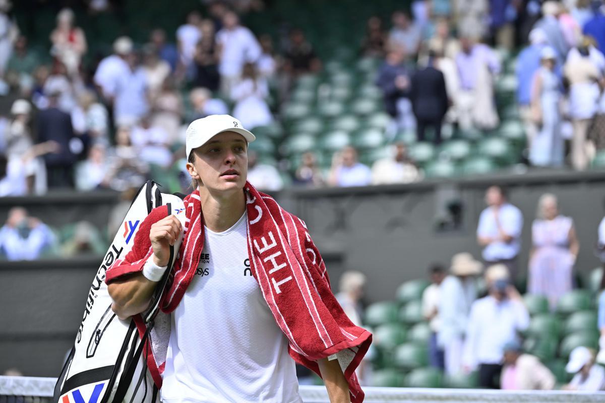 Wimbledon, la campionessa in carica Swiatek ko al 3° turno con Eala - 
