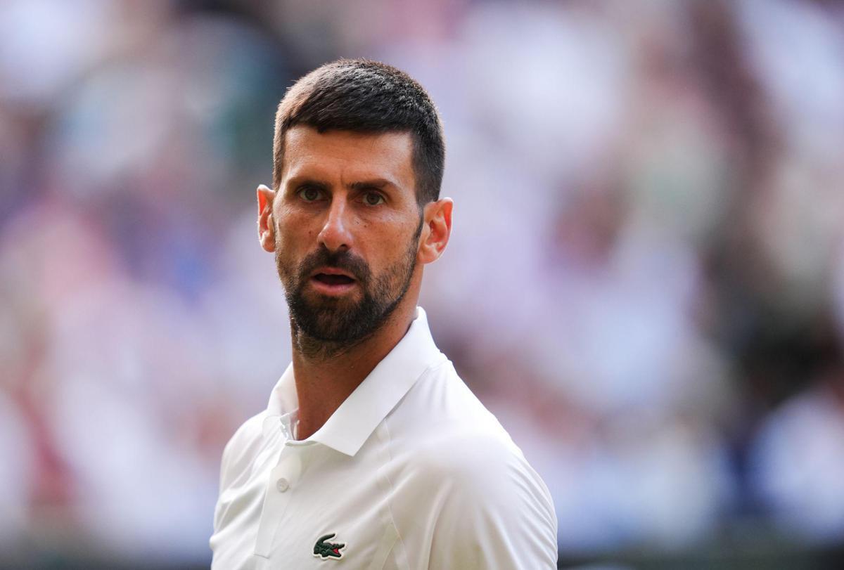 Djokovic, nervosismo a Wimbledon: litiga con la panchina - 