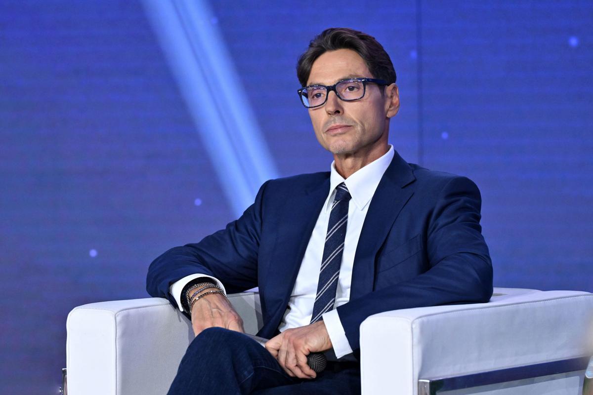 Palinsesti Mediaset, Pier Silvio Berlusconi: "Barbara D'Urso? Ma quale veto. Favorevoli a un ritorno di Amadeus. Su Striscia la Notizia stiamo valutando" - 