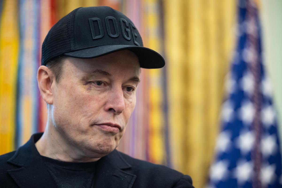 Elon Musk e Ceuta: il paragone "World War Z" sulla crisi migranti - 