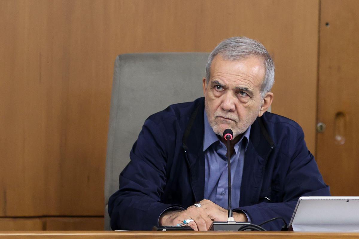 Iran, è scontro ai vertici del potere: i falchi accusano Pezeshkian e i negoziatori di 'colpo di Stato' - 