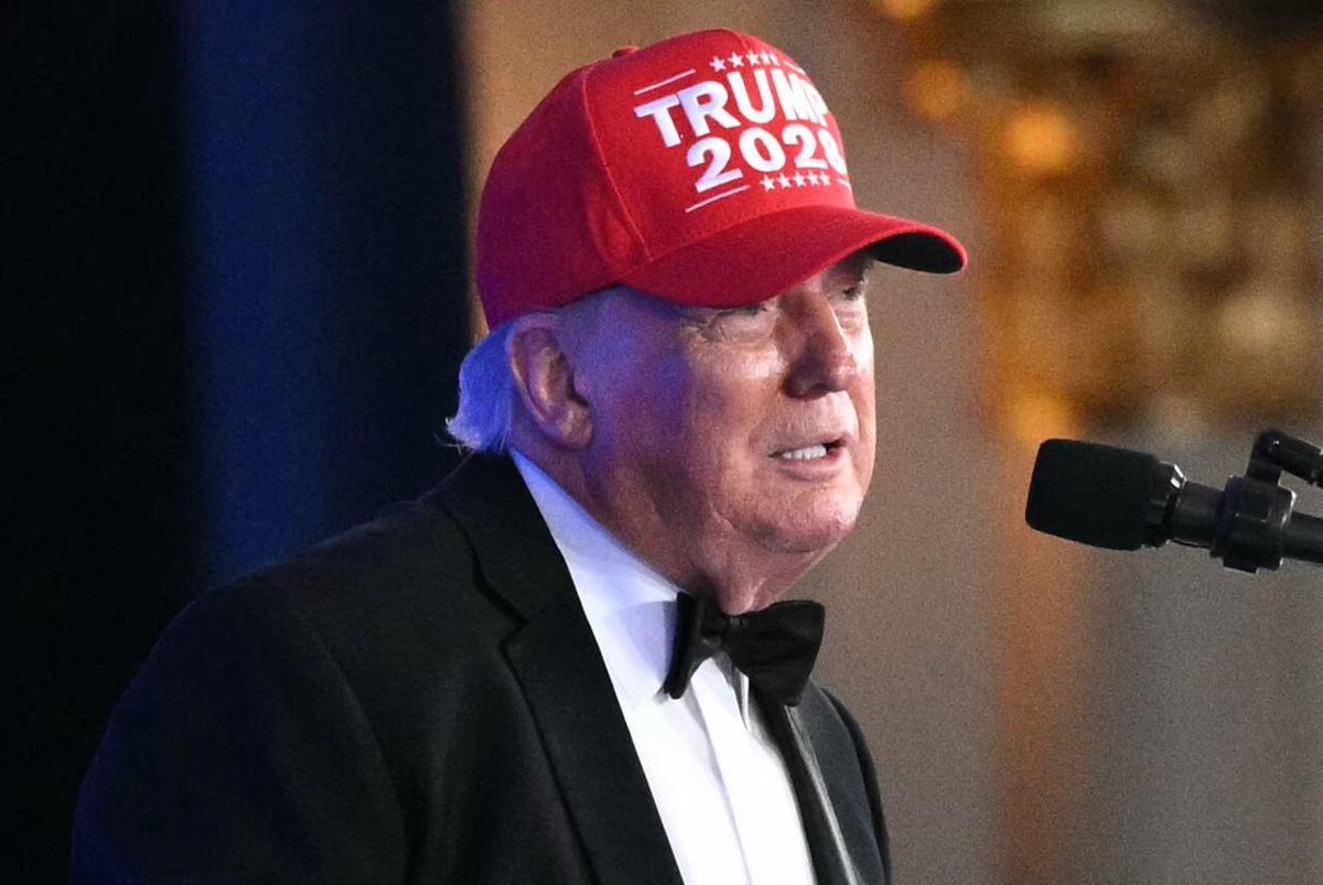 Da fake news a sindrome anti-Trump, il presidente contro i media alla cena dei corrispondenti - 