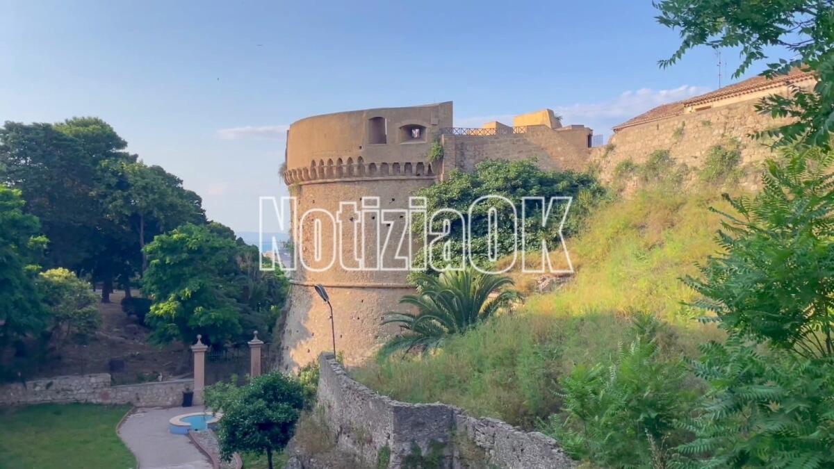 Crotone - Al Castello Carlo V la mostra di Federico Sironi "Ad Humus" - Foto: Redazione