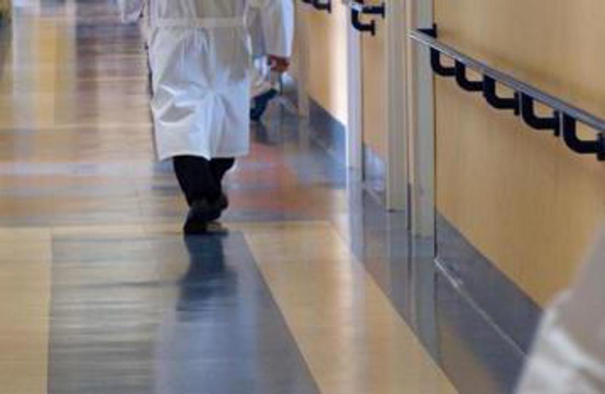 Cadde a terra in ospedale durante un Tso e morì dopo 18 mesi, famiglia risarcita con 2 milioni di euro - 