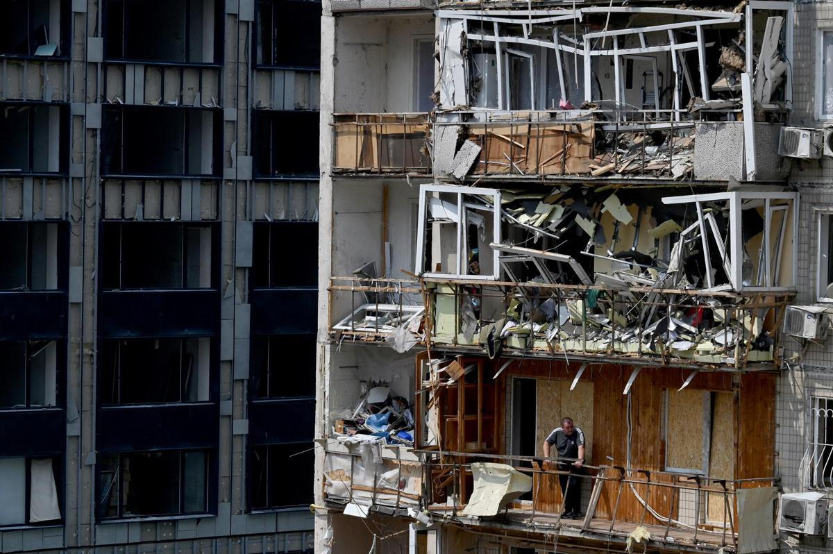 Raid russi sull'Ucraina, Zelensky: "A Sumy bombe aeree guidate contro civili" - 