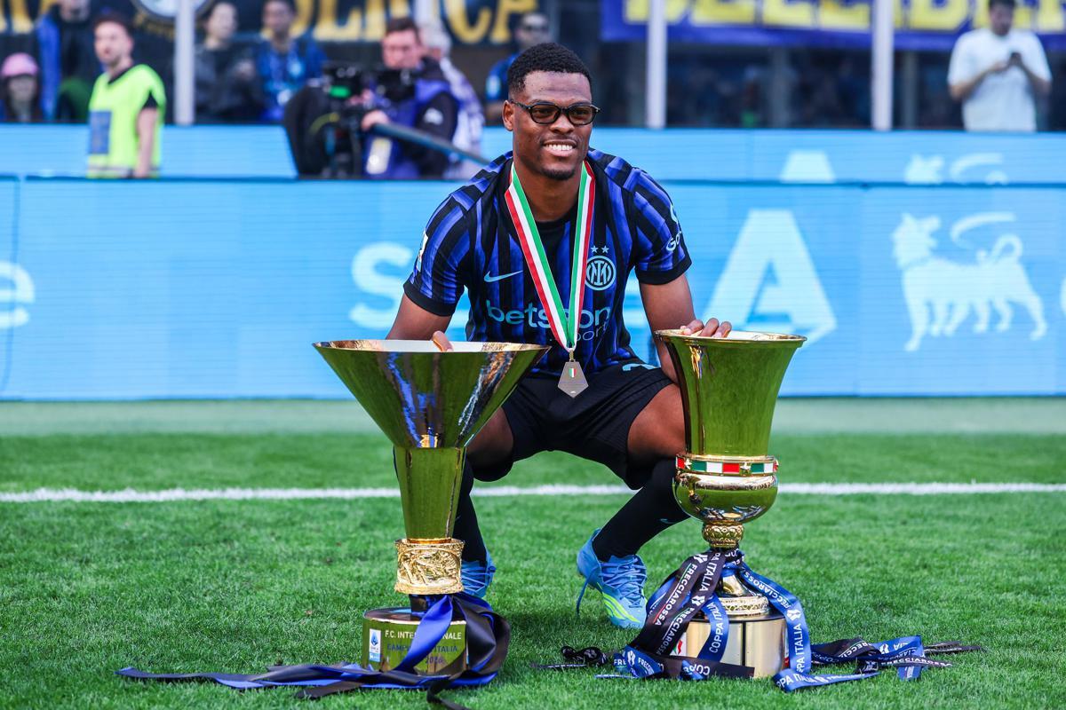Inter, è ufficiale il passaggio di Dumfries al Real Madrid - 