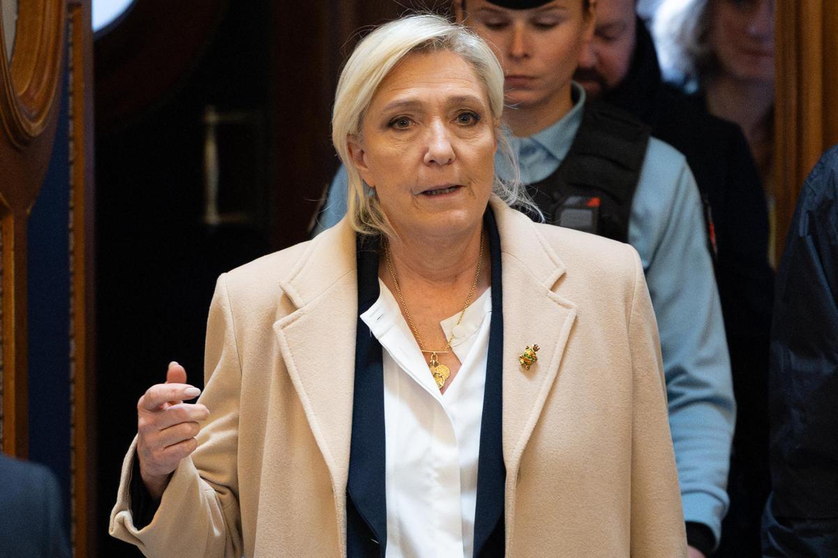 Marine Le Pen alla sbarra il 7 luglio, il futuro presidenziale: "Combatterò per le mie idee" - 