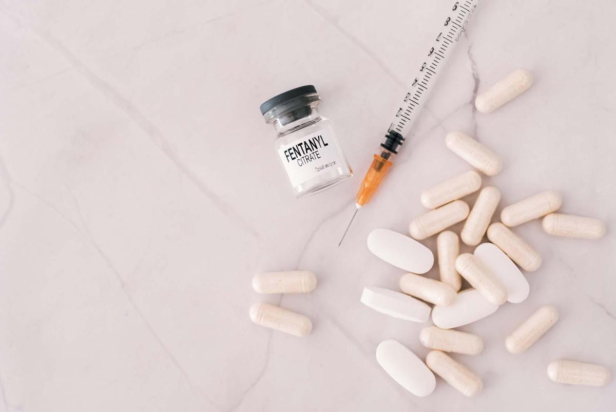 Fentanyl, la carica dei nuovi oppioidi sintetici: in Europa 7 new entry solo nel 2025 - 