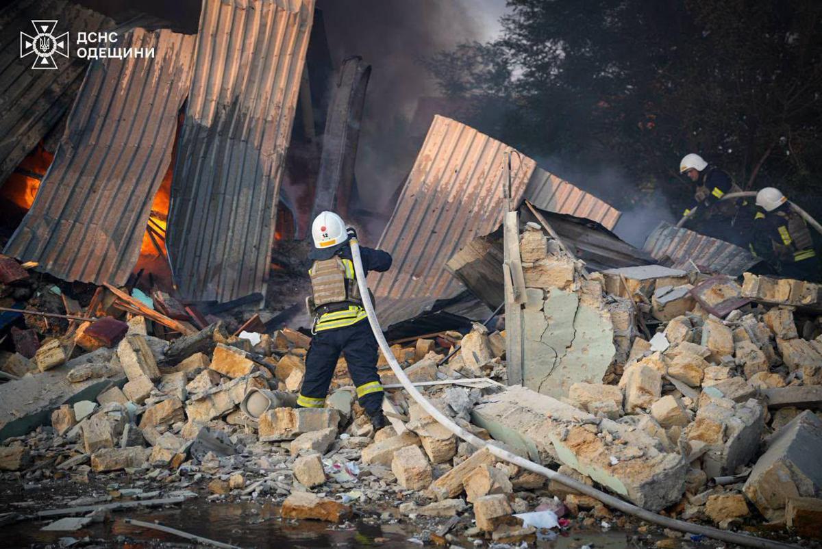 Ucraina, raid russi contro Odessa e altre città: diversi morti e decine di feriti - 