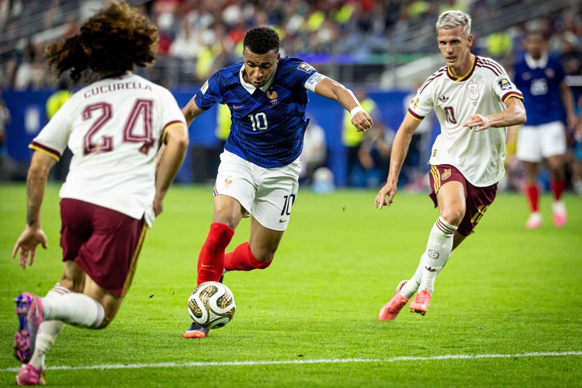 Ascolti tv, la semifinale dei Mondiali 2026 stravince in prime time con 8.559.000 telespettatori - 