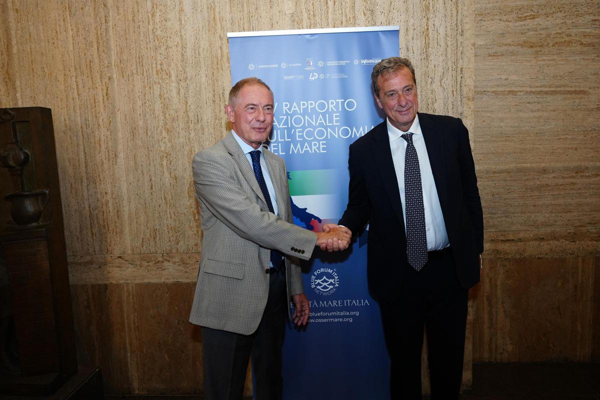 Urso: "Puntare su blue economy per autonomia su materie prime critiche ed energia" - 