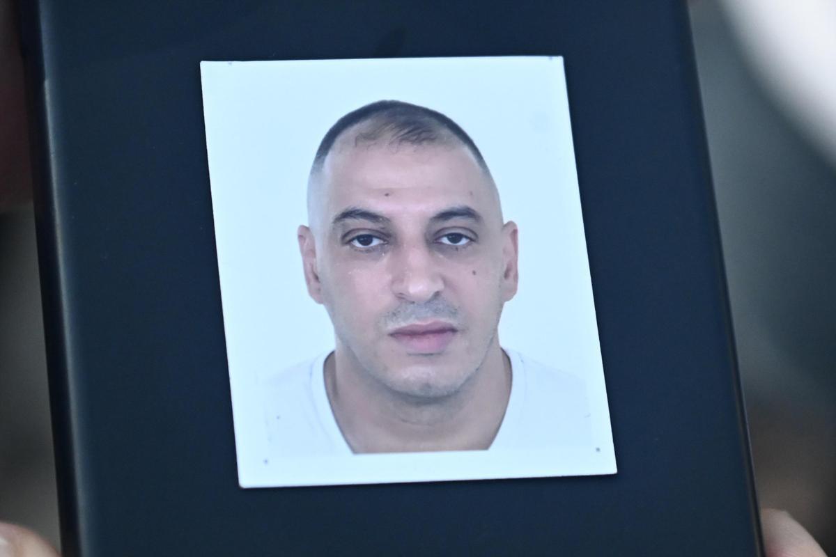 Caso Fakir, al Tg1 immagini body cam poliziotti. Legale agenti: "Contatto con altre persone" - Video - 