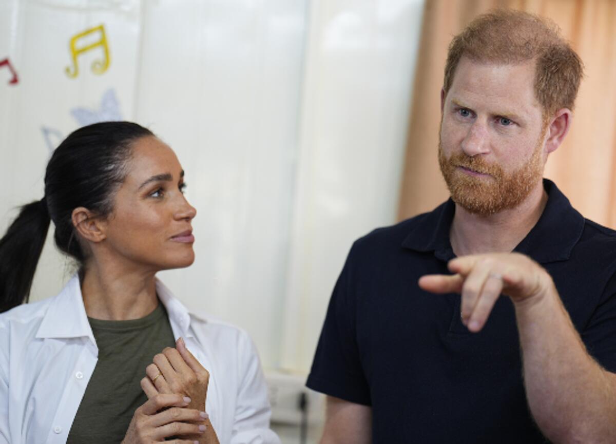 Il viaggio di Harry e Meghan in Gb? "Una commedia degli errori" - 