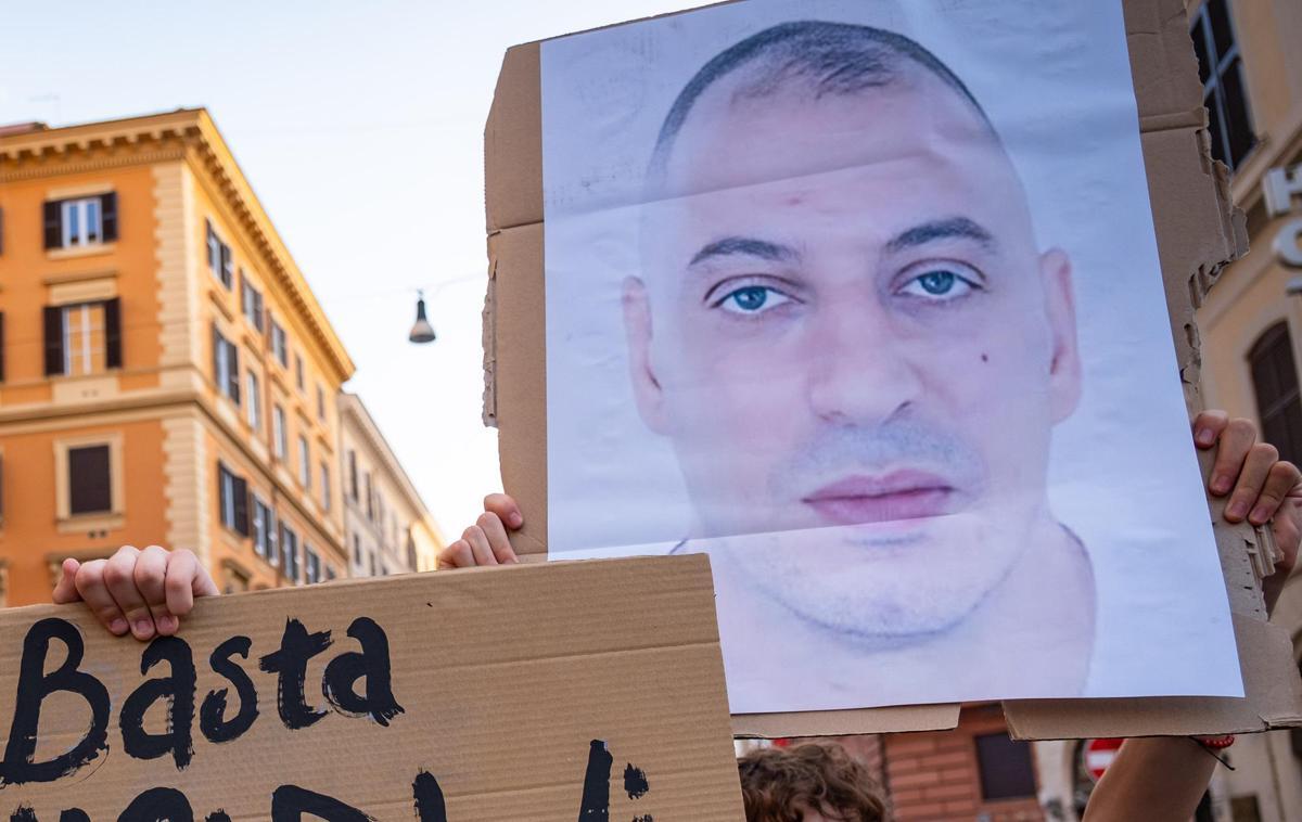 Fakir, autopsia sul corpo del 42enne morto durante l'intervento della polizia - 